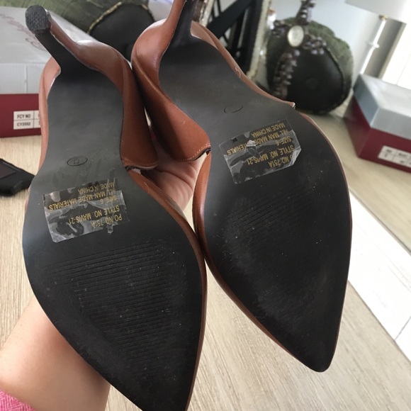 Camel cut-out pumps - Picture 4 of 4